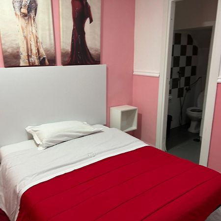 Hotel Alloggio Del Conte Наполи Екстериор снимка