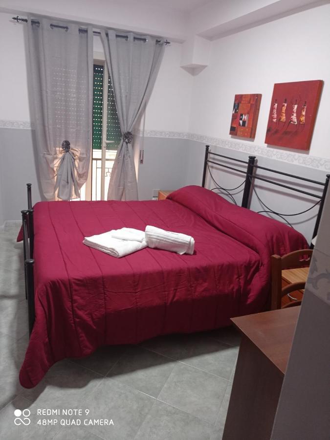 Hotel Alloggio Del Conte Наполи Екстериор снимка