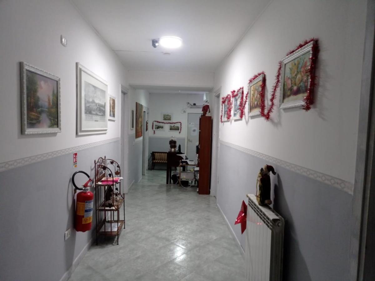Hotel Alloggio Del Conte Наполи Екстериор снимка