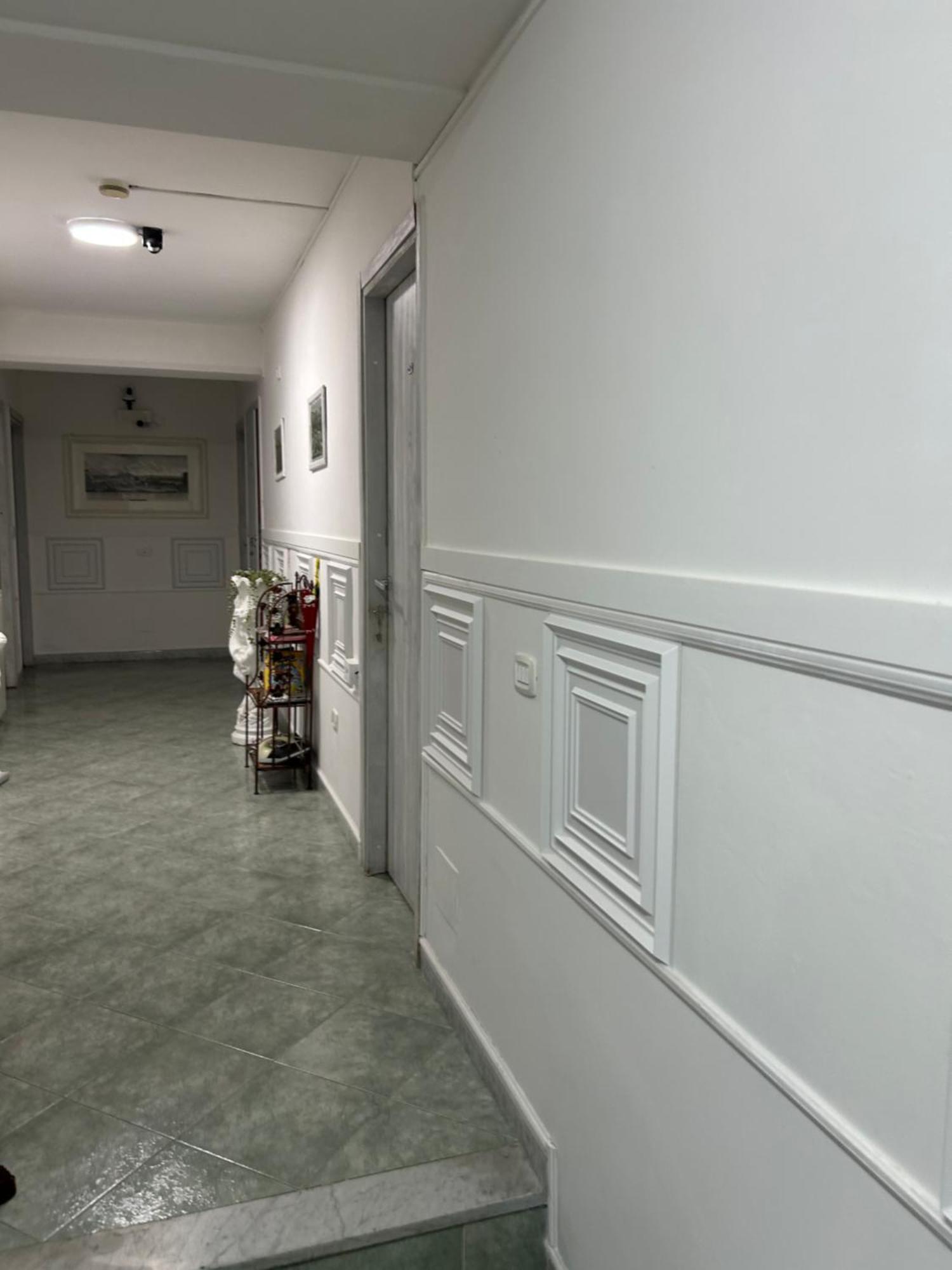 Hotel Alloggio Del Conte Наполи Екстериор снимка